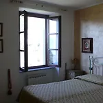 La 4*